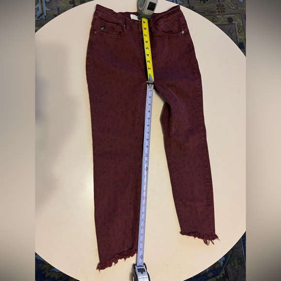 KanCan Victoria Mid-Rise Button Fly Jeans | Burgundy | Size 7 / 27 - Picture 13 of 16